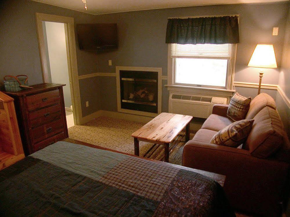 Mountaintop Lodge At Lake Naomi Pocono Pines Luaran gambar