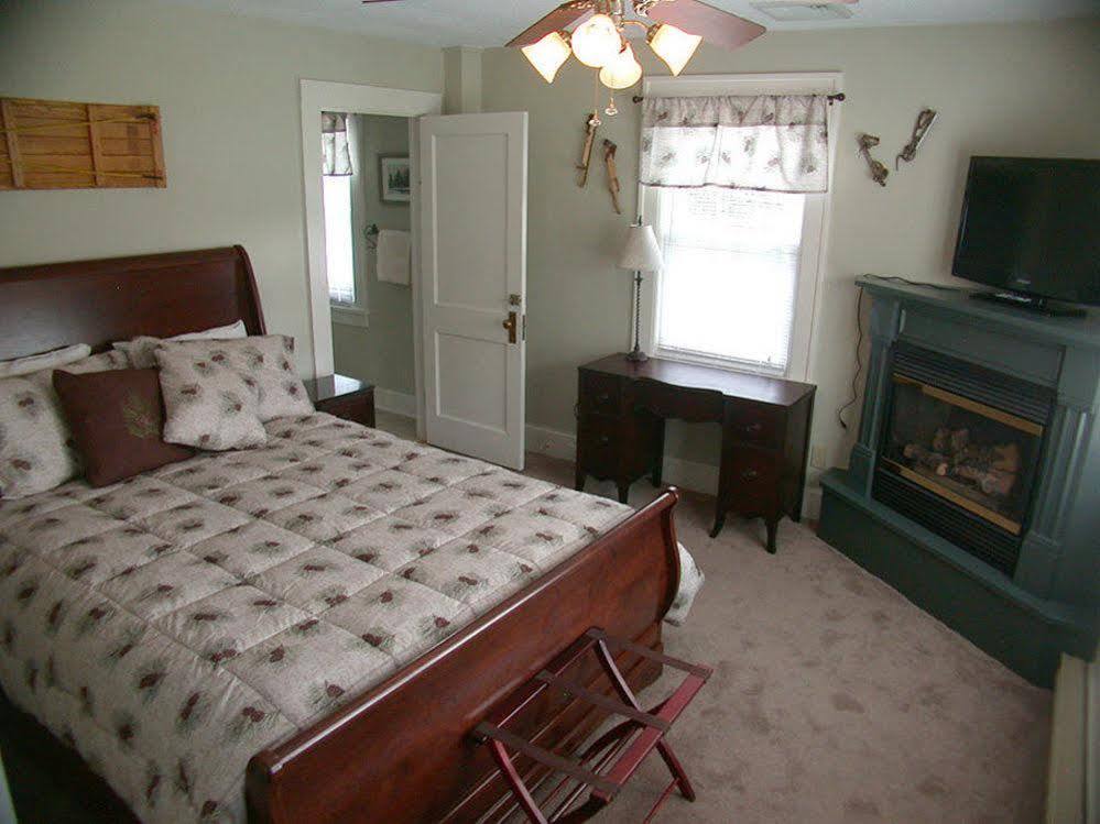 Mountaintop Lodge At Lake Naomi Pocono Pines Luaran gambar