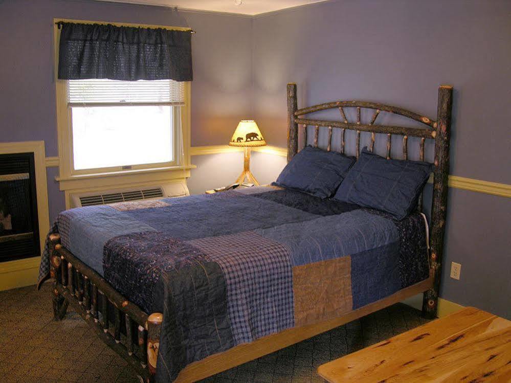 Mountaintop Lodge At Lake Naomi Pocono Pines Luaran gambar